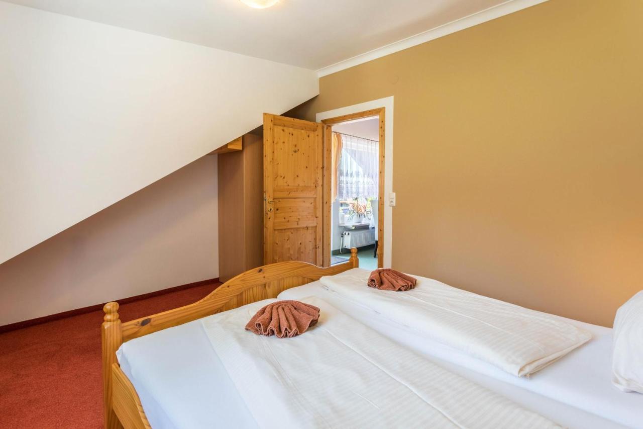Fewo Im Gaestehaus Maximilian Eggelsberg Buitenkant foto