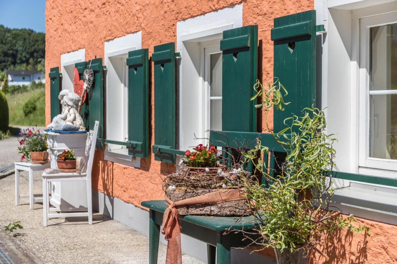 Fewo Im Gaestehaus Maximilian Eggelsberg Buitenkant foto