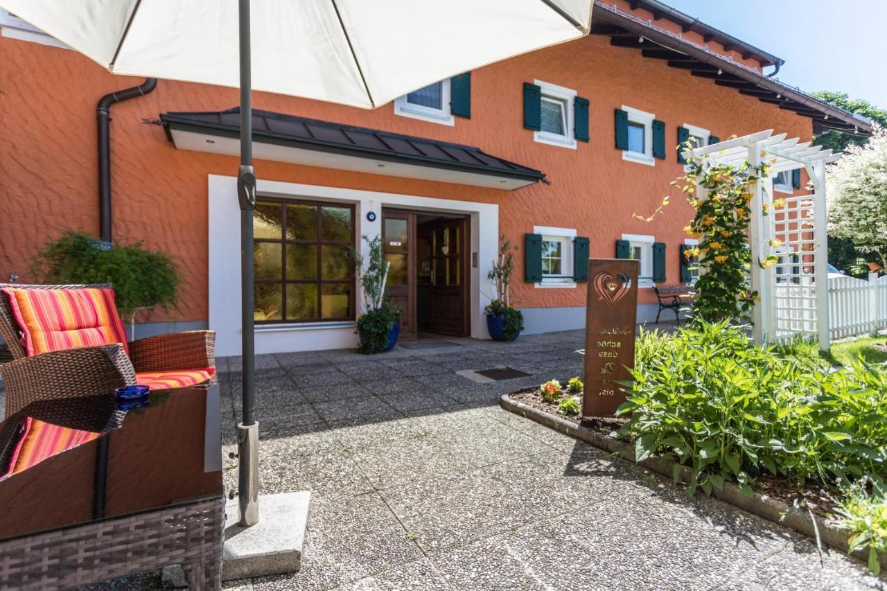Fewo Im Gaestehaus Maximilian Eggelsberg Buitenkant foto