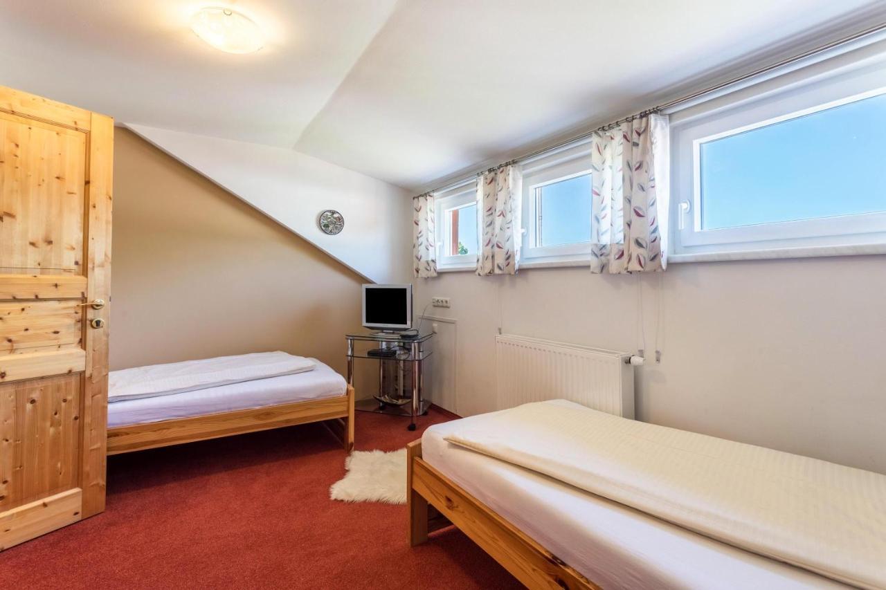 Fewo Im Gaestehaus Maximilian Eggelsberg Buitenkant foto