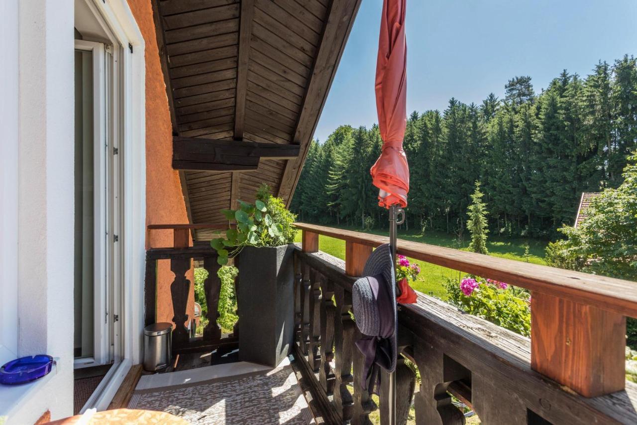 Fewo Im Gaestehaus Maximilian Eggelsberg Buitenkant foto